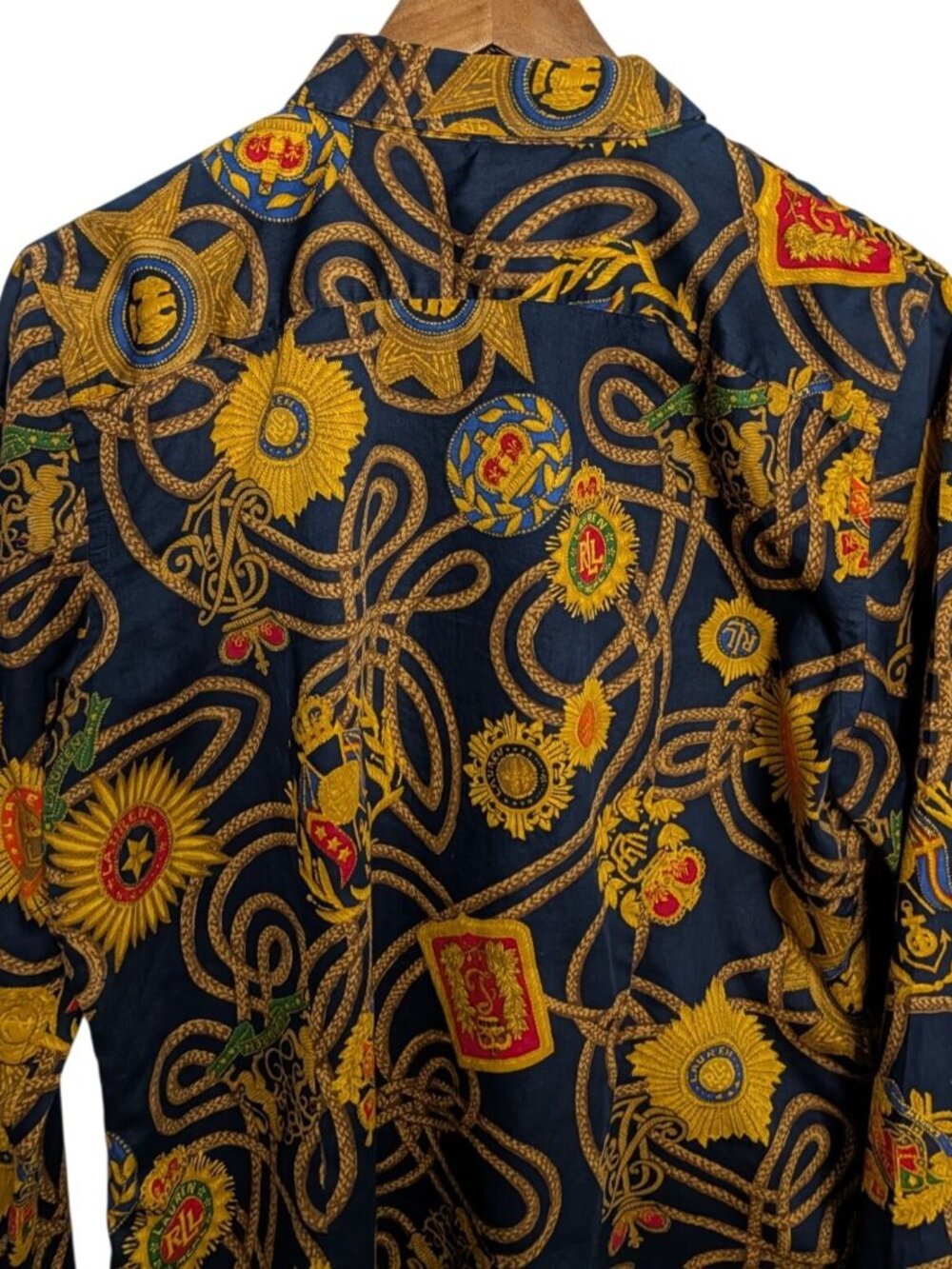 Lauren Ralph Lauren Navy Blue Button-Up Blouse Gold Chain Emblem Print Womens XL - Picture 13 of 14